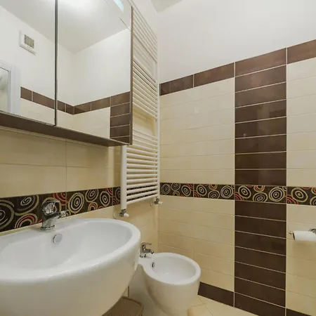 Alice By Interhome Viareggio