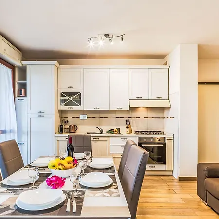 Alice By Interhome Apartmán Viareggio