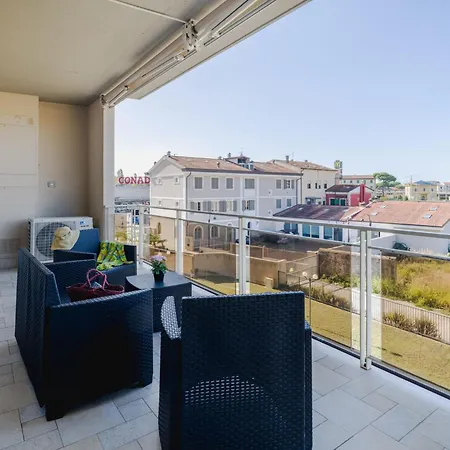 Alice By Interhome 维亚雷焦